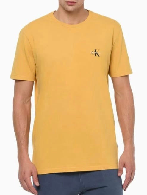 Camiseta Logo Reissue Peito Mostarda CKJ