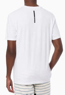 Camiseta Logo Ômega Peito Branco CKJ